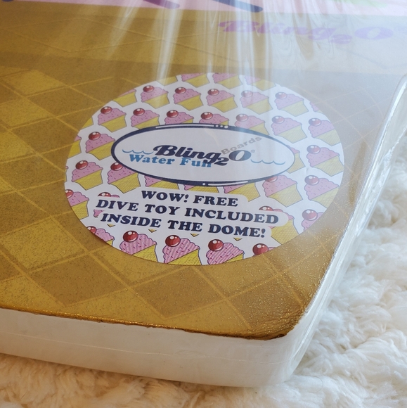 Bling2O kids swim kickboard + bonus diving toy - Picture 4 of 6